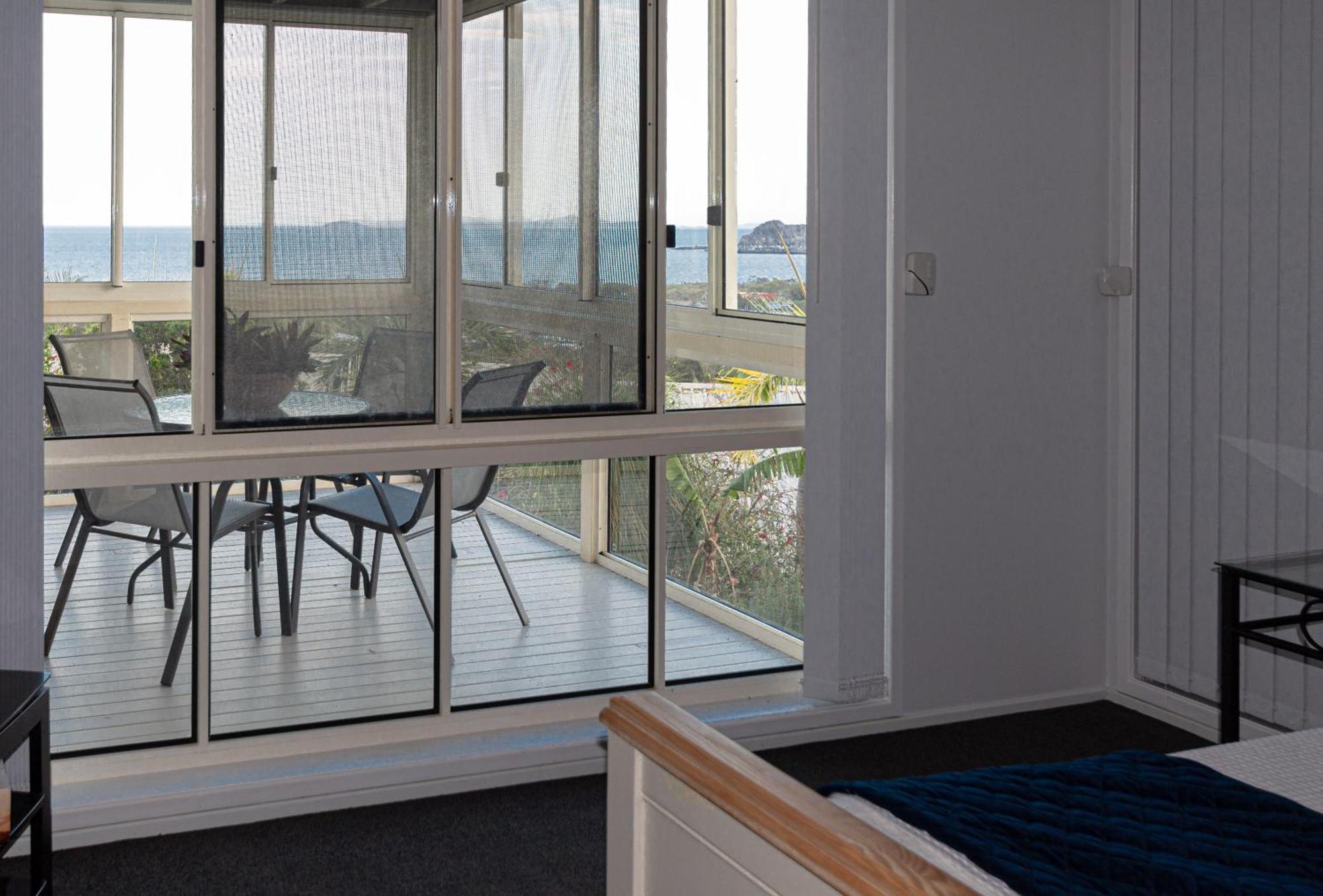 Bella Vista - Spectacular Ocean Views & Continental Breakfast Apartamento Yeppoon Exterior foto